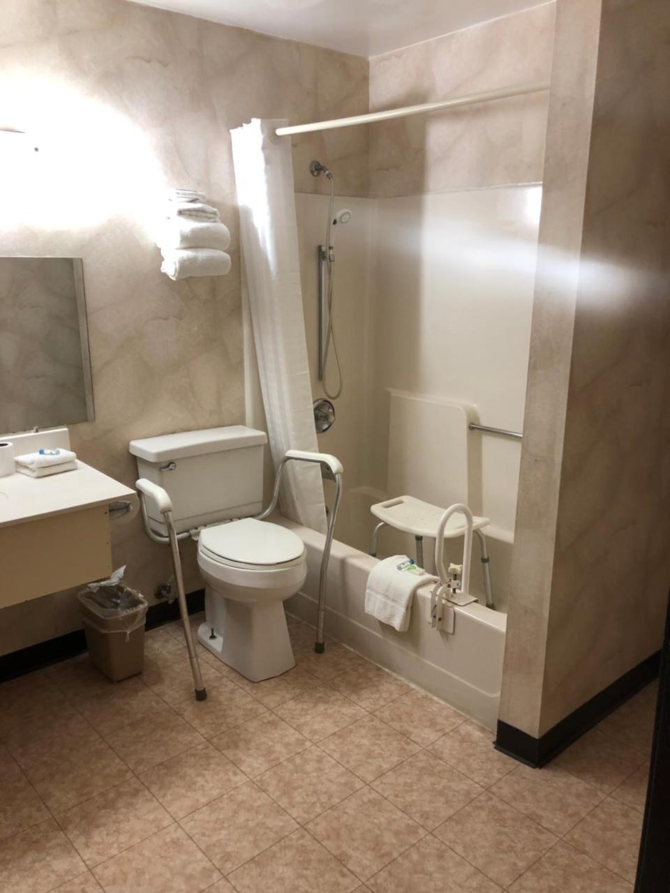 Value Inn Harrisburg-York Valley Green エクステリア 写真